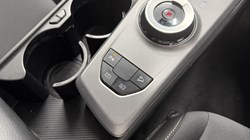 2025 (75) KIA SPORTAGE 1.6T GDi HEV Pure 5dr Auto 5539416