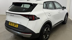 2025 (75) KIA SPORTAGE 1.6T GDi HEV Pure 5dr Auto 5539395