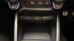 2025 (75) KIA STONIC 1.0T GDi 98 GT-Line 5dr 5542238
