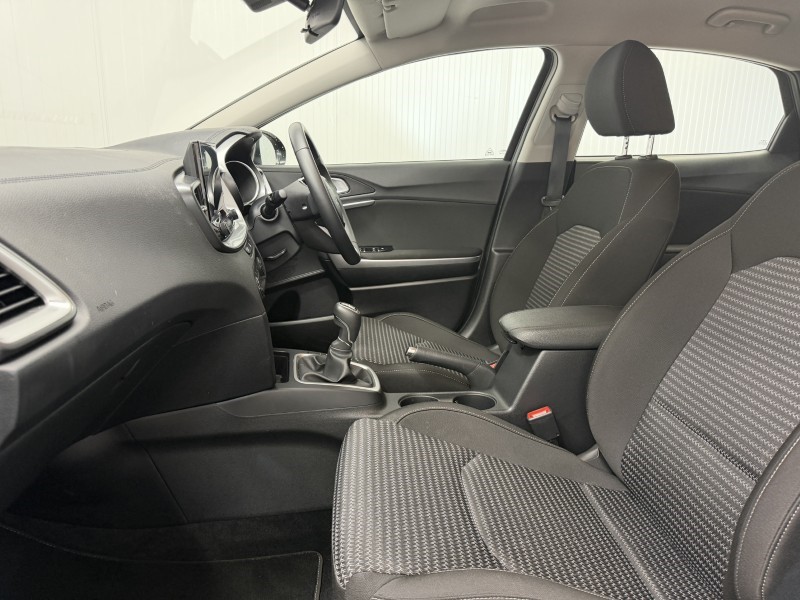 2025 (75) KIA XCEED 1.5T GDi ISG 138 2 5dr 5547741