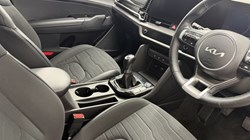 2023 (23) KIA SPORTAGE 1.6T GDi ISG 3 5dr 5556257