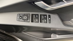 2025 (25) KIA NIRO 1.6 GDi 127 Hybrid 3 5dr DCT 5554324