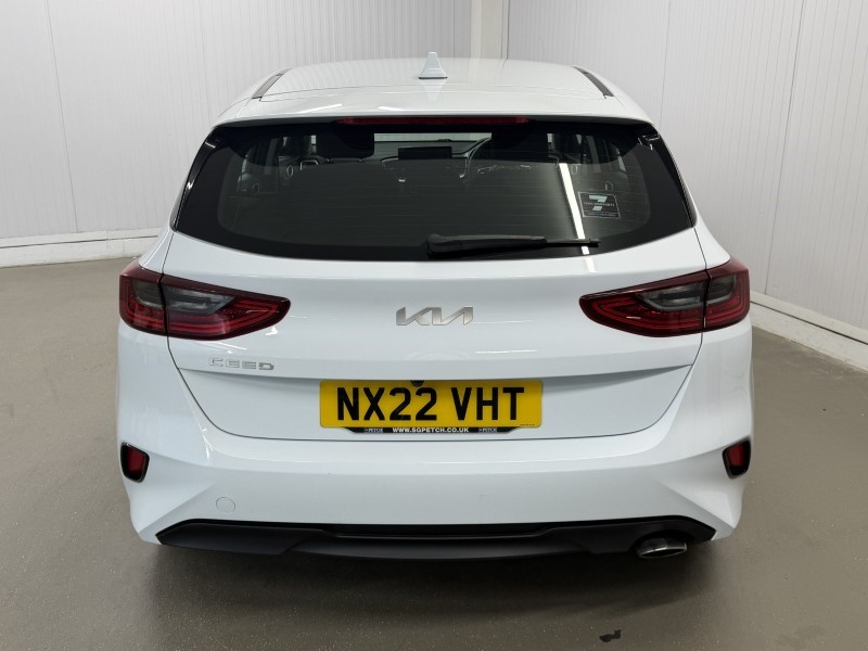 2022 (22) KIA CEED 1.0T GDi ISG 2 5dr 5606492