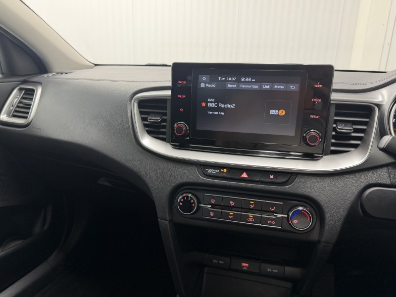 2022 (22) KIA CEED 1.0T GDi ISG 2 5dr 5606504