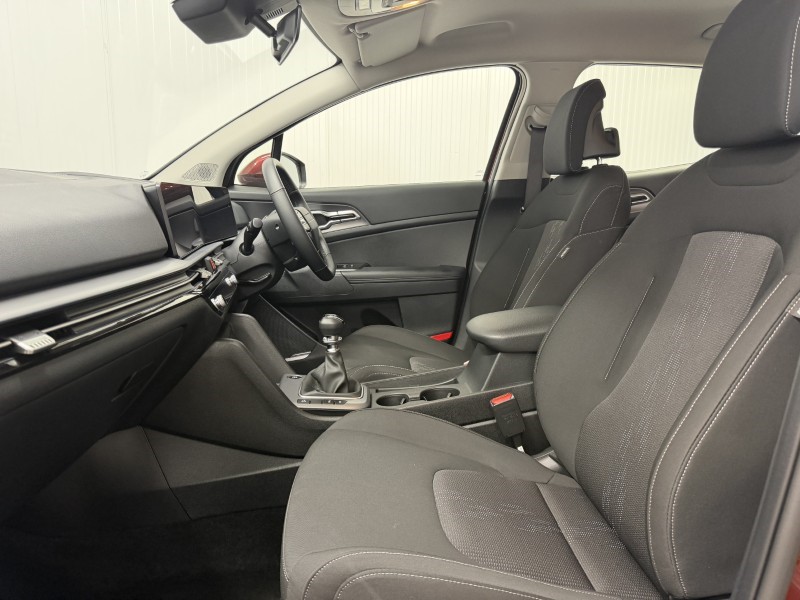 2025 (75) KIA SPORTAGE 1.6T GDi Pure 5dr 5555315