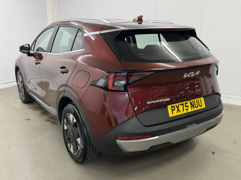 2025 (75) KIA SPORTAGE 1.6T GDi Pure 5dr 5555309