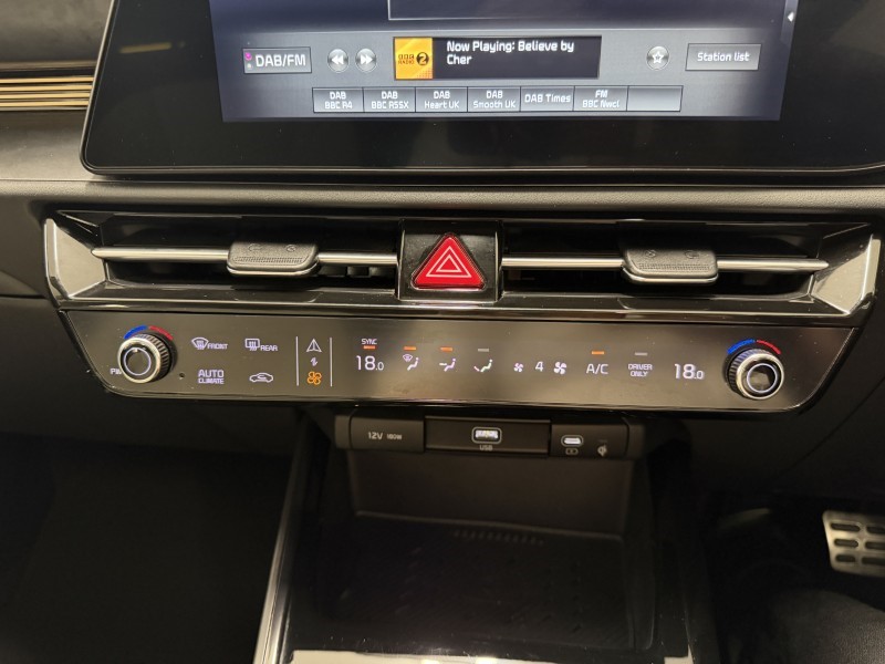 2024 (74) KIA NIRO 150kW 4 65kWh 5dr Auto 5609155