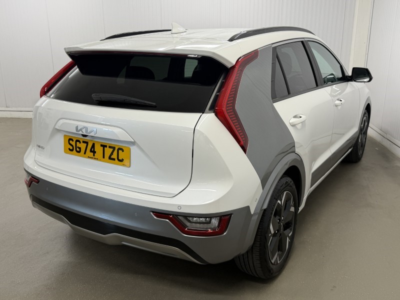 2024 (74) KIA NIRO 150kW 4 65kWh 5dr Auto 5609125