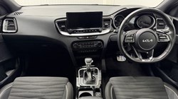 2025 (25) KIA CEED 1.5T GDi ISG 138 GT-Line 5dr DCT 5582586