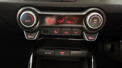 2025 (75) KIA STONIC 1.0T GDi 48V 98 3 5dr 5560684