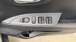 2025 (75) KIA STONIC 1.0T GDi 48V 98 3 5dr 5560675