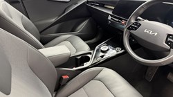 2023 (73) KIA NIRO 1.6 GDi Hybrid 3 5dr DCT 5612291