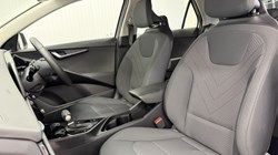 2025 (75) KIA NIRO 1.6 GDi 127 Hybrid 2 Nav 5dr DCT 5572907