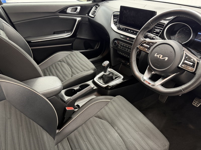 2022 (22) KIA CEED 1.5T GDi ISG GT-Line 5dr 5579106