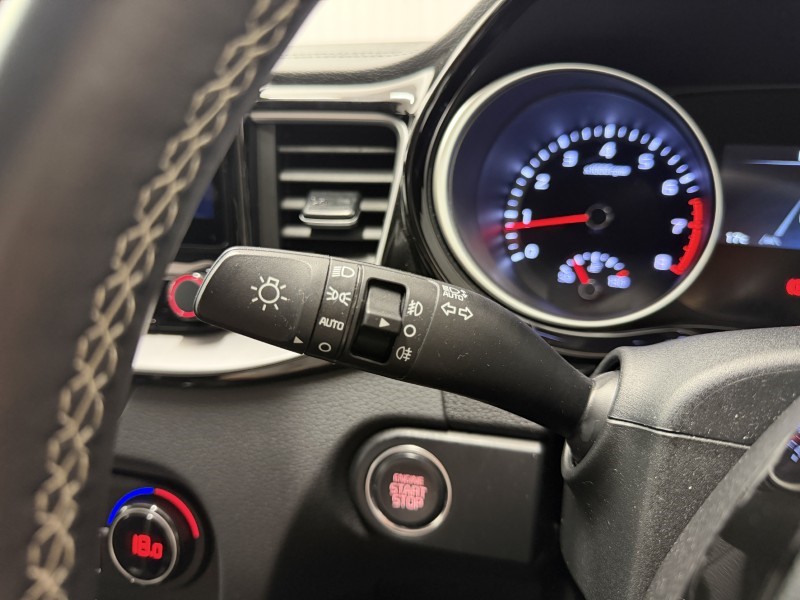 2022 (22) KIA CEED 1.5T GDi ISG GT-Line 5dr 5579126