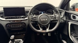 2022 (22) KIA CEED 1.5T GDi ISG GT-Line 5dr 5579105