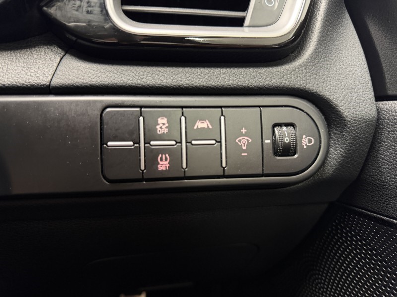 2022 (22) KIA CEED 1.5T GDi ISG GT-Line 5dr 5579127