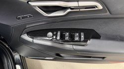 2025 (25) KIA SPORTAGE 1.6T GDi 207 HEV GT-Line S 5dr Auto 5567689