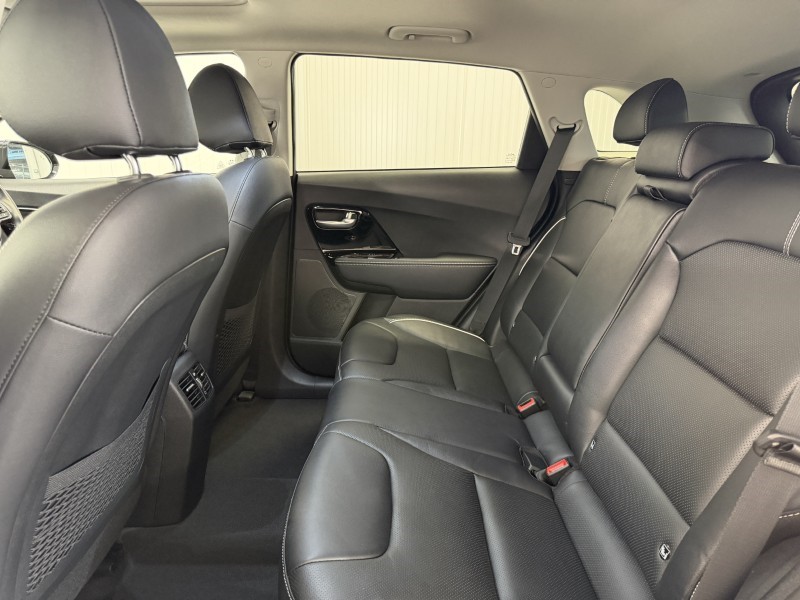 2021 (71) KIA E-NIRO 150kW 4 PLUS 64kWh 5dr Auto 5588332
