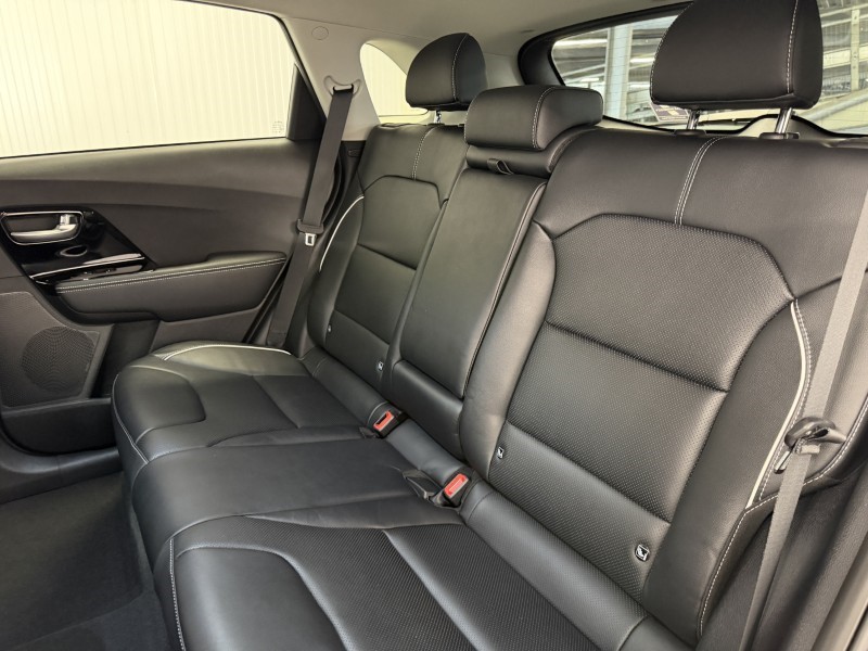 2021 (71) KIA E-NIRO 150kW 4 PLUS 64kWh 5dr Auto 5588335