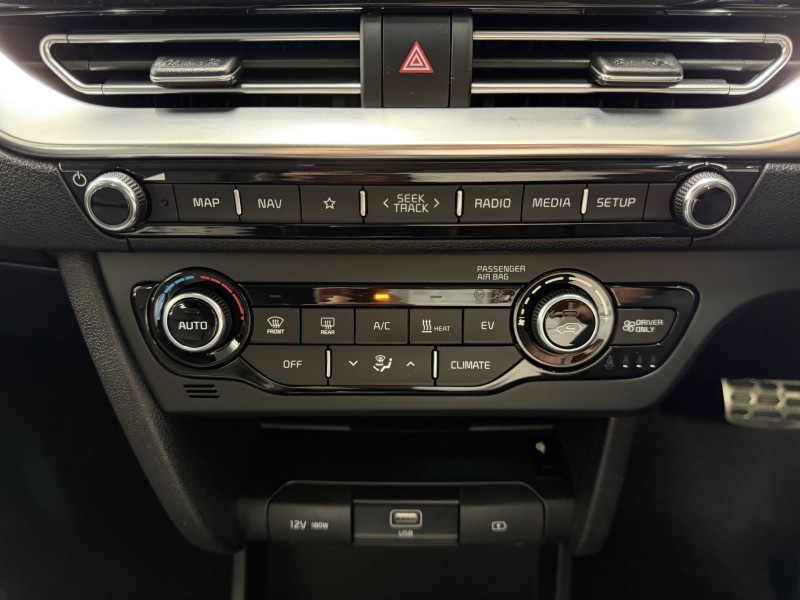 2021 (71) KIA E-NIRO 150kW 4 PLUS 64kWh 5dr Auto 5588356