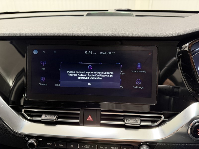 2021 (71) KIA E-NIRO 150kW 4 PLUS 64kWh 5dr Auto 5588344