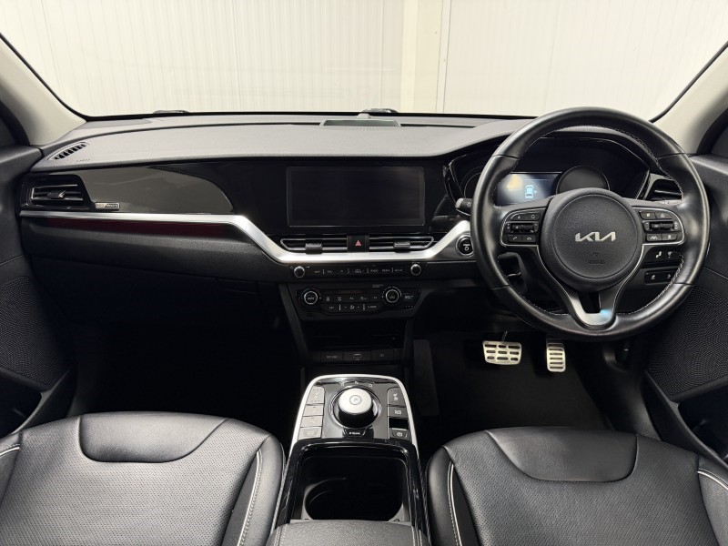 2021 (71) KIA E-NIRO 150kW 4 PLUS 64kWh 5dr Auto 5588336
