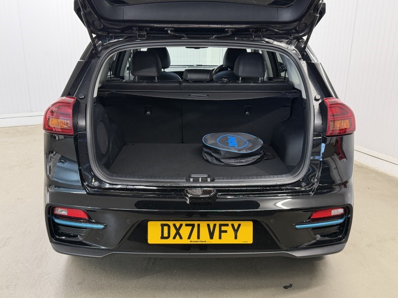 2021 (71) KIA E-NIRO 150kW 4 PLUS 64kWh 5dr Auto 5588328