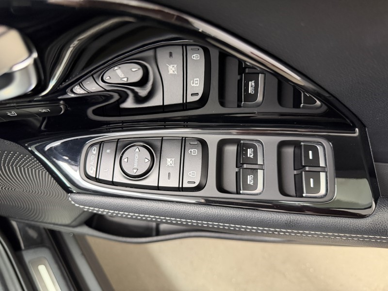 2021 (71) KIA E-NIRO 150kW 4 PLUS 64kWh 5dr Auto 5588339