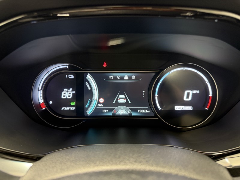 2021 (71) KIA E-NIRO 150kW 4 PLUS 64kWh 5dr Auto 5588354