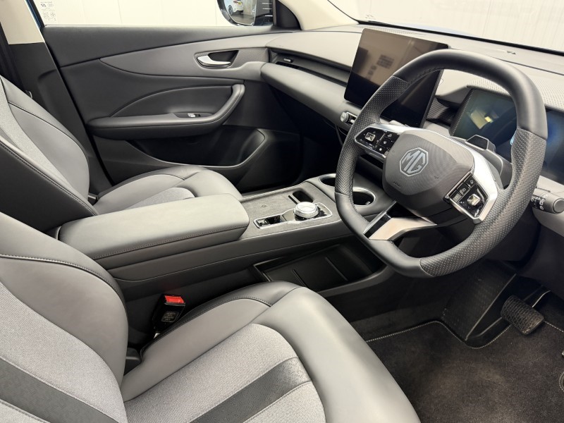 2025 (75) MG MOTOR UK MGS5 170kW Trophy EV Long Range 64kWh 5dr Auto 5614064