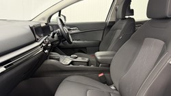 2025 (75) KIA SPORTAGE 1.6T GDi HEV Pure 5dr Auto 5588078