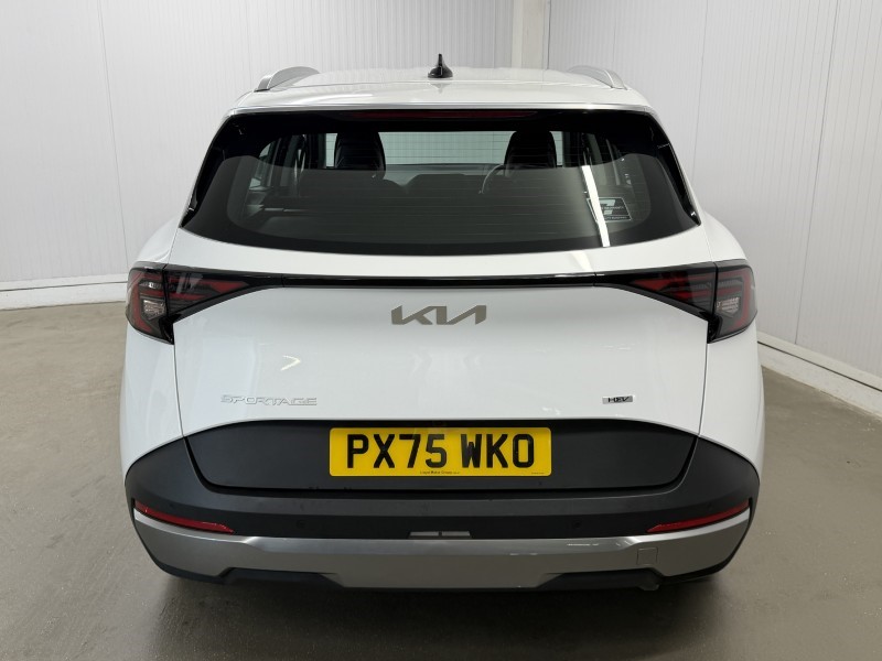 2025 (75) KIA SPORTAGE 1.6T GDi HEV Pure 5dr Auto 5588073