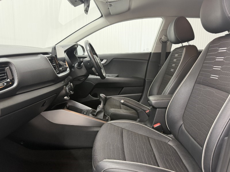 2021 (71) KIA STONIC 1.0T GDi 48V GT-Line 5dr 5635942