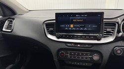 2025 (25) KIA CEED 1.5T GDi ISG 138 3 5dr DCT 5601819