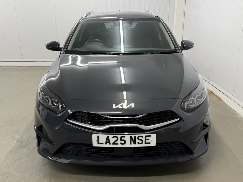 2025 (25) KIA CEED 1.5T GDi ISG 138 3 5dr DCT 5601843