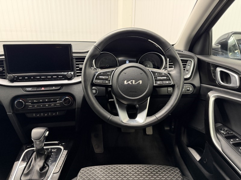 2025 (25) KIA CEED 1.5T GDi ISG 138 3 5dr DCT 5601816