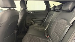 2025 (25) KIA CEED 1.5T GDi ISG 138 3 5dr DCT 5601811