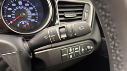 2025 (25) KIA CEED 1.5T GDi ISG 138 3 5dr DCT 5601837
