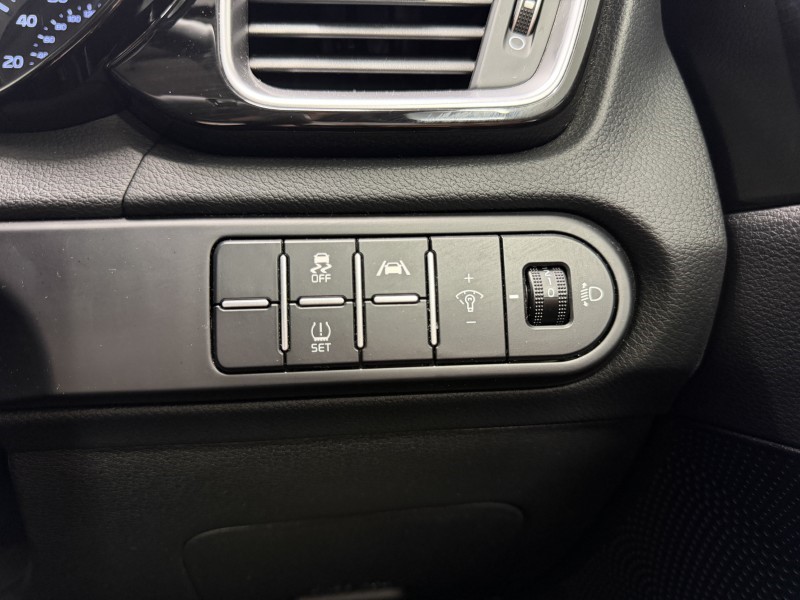 2025 (25) KIA CEED 1.5T GDi ISG 138 3 5dr DCT 5601840