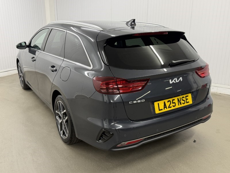2025 (25) KIA CEED 1.5T GDi ISG 138 3 5dr DCT 5601805