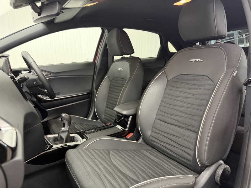 2024 (24) KIA CEED 1.5T GDi ISG 138 GT-Line 5dr 5645945