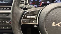 2024 (24) KIA CEED 1.5T GDi ISG 138 GT-Line 5dr 5645964