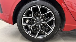 2024 (24) KIA CEED 1.5T GDi ISG 138 GT-Line 5dr 5645973