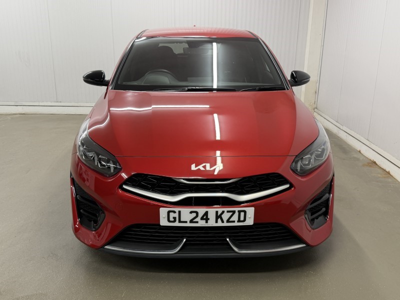 2024 (24) KIA CEED 1.5T GDi ISG 138 GT-Line 5dr 5645972