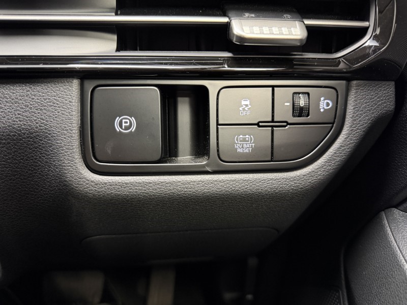 2025 (75) KIA SPORTAGE 1.6T GDi HEV Pure 5dr Auto 5605657