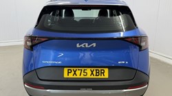 2025 (75) KIA SPORTAGE 1.6T GDi HEV Pure 5dr Auto 5605625
