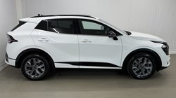 2024 (74) KIA SPORTAGE 1.6T GDi 207 HEV GT-Line 5dr Auto 5620988