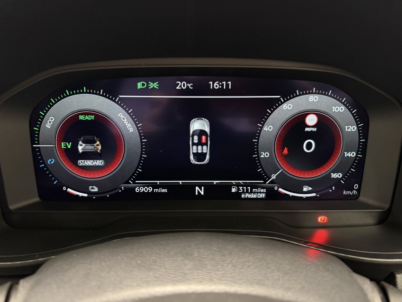 2025 (25) NISSAN JUKE 1.6 Hybrid N-Connecta 5dr Auto 5640125