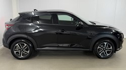 2025 (25) NISSAN JUKE 1.6 Hybrid N-Connecta 5dr Auto 5640128